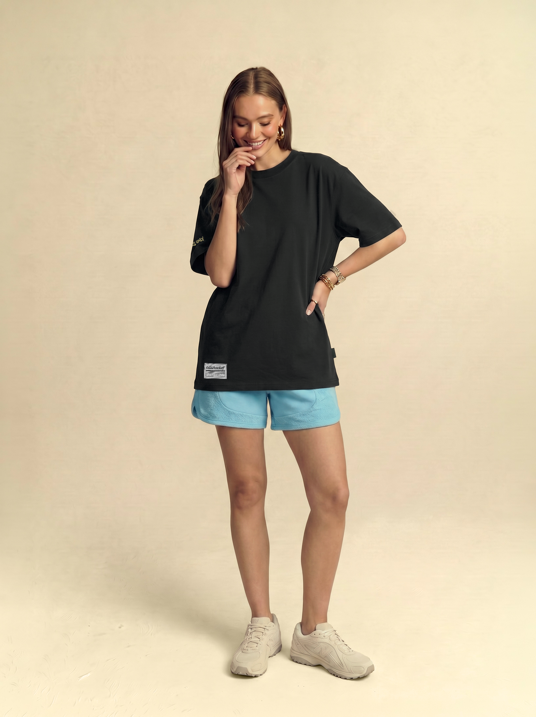 [women] Black Basic Tee