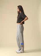 [women] Basic Cropped Black Tee
