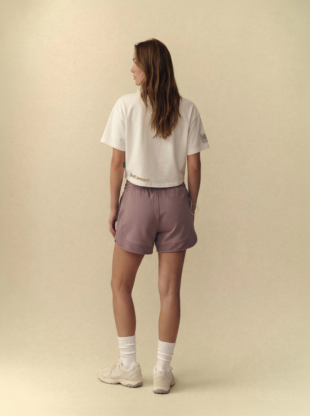[women] Basic Cropped White Tee