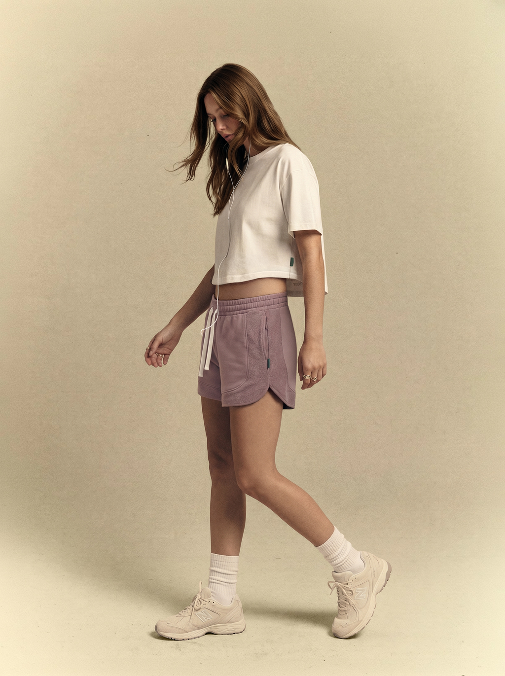 [women] Basic Cropped White Tee