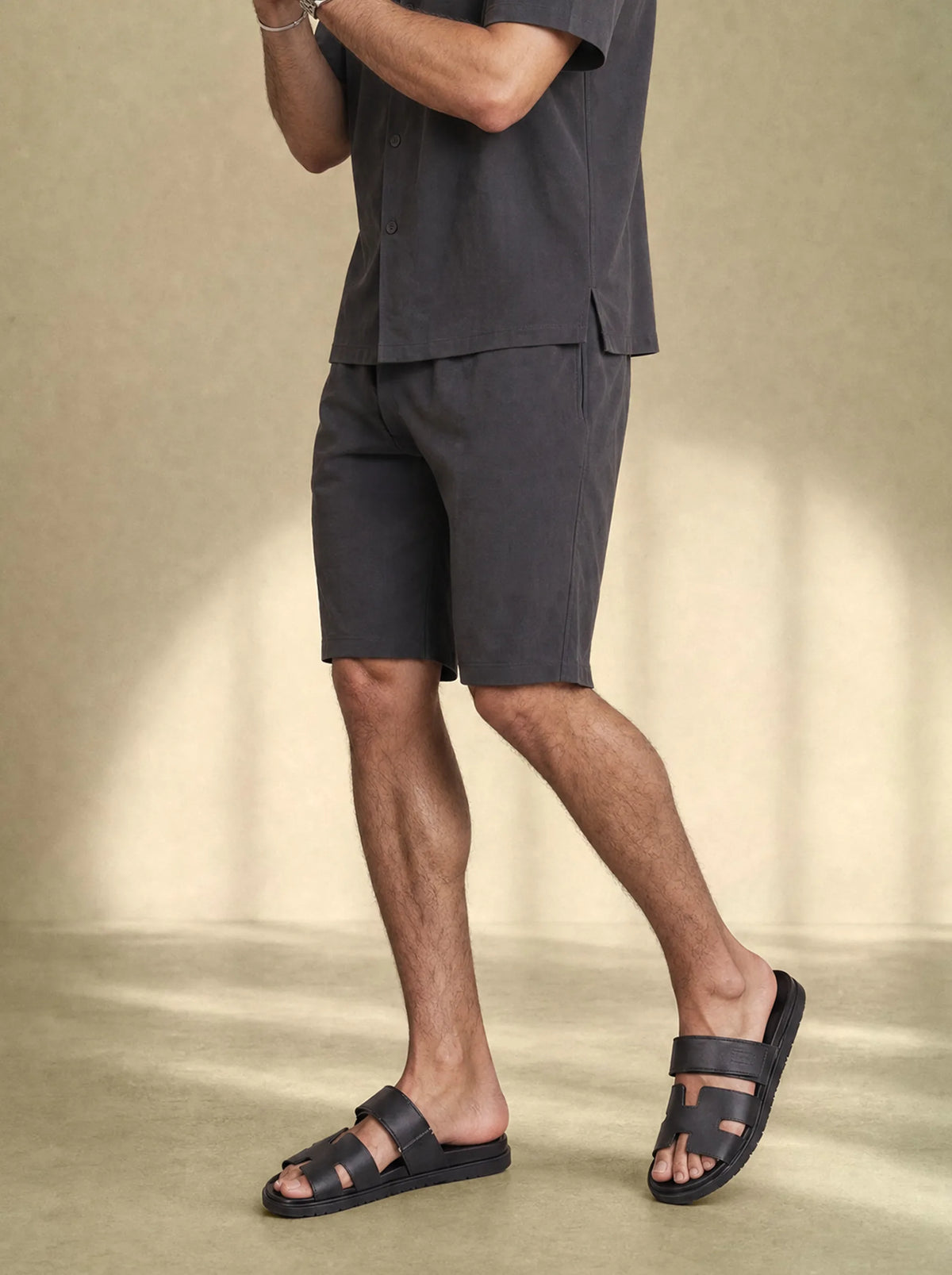 [men] Brushed Linen Tailored Shorts