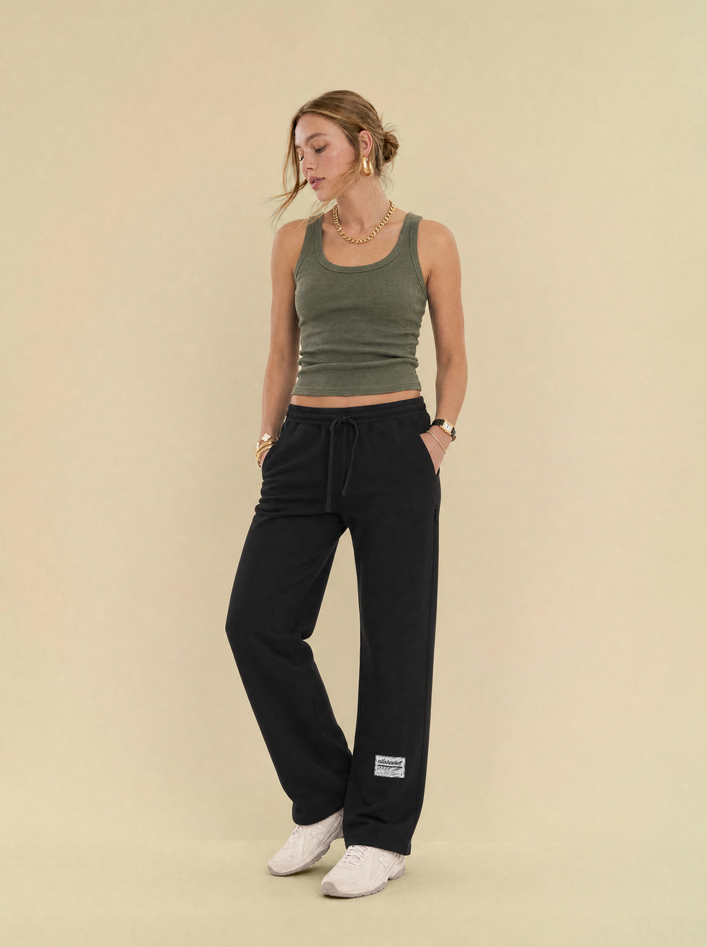 [women] Black Patched Sweatpants V1.0