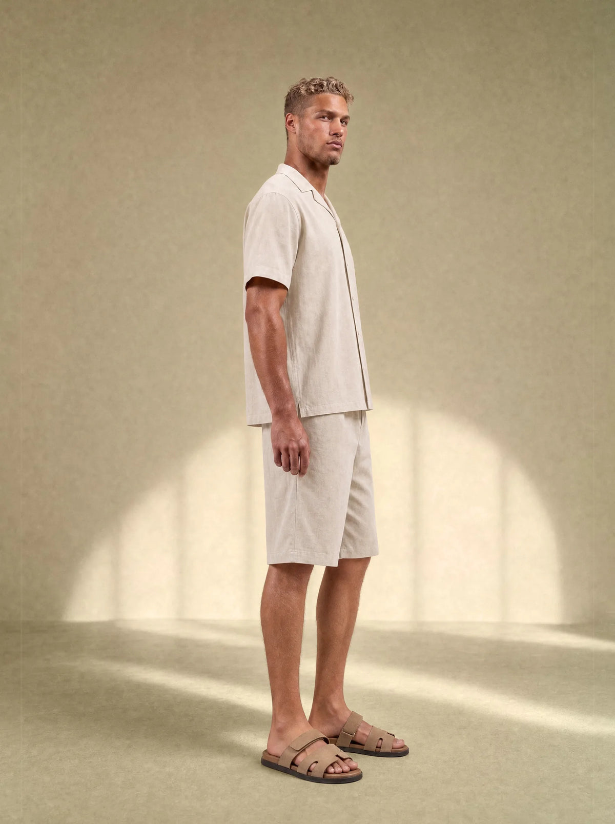[men] Brushed Linen Shirt + Shorts Set
