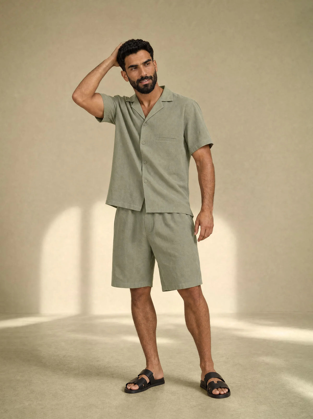 [men] Brushed Linen Tailored Shorts