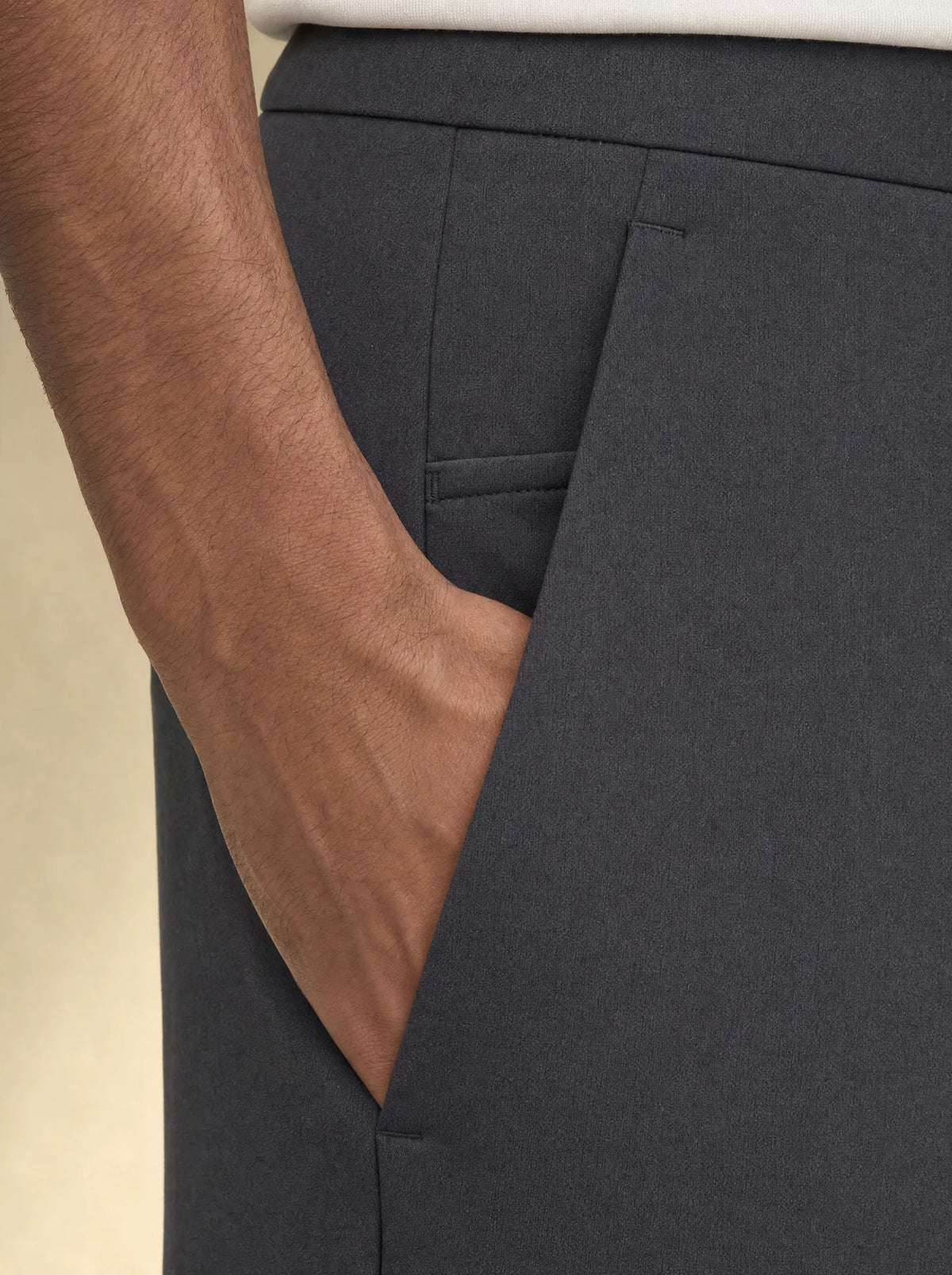 [details] Men's MotionDrift Pleated Pants