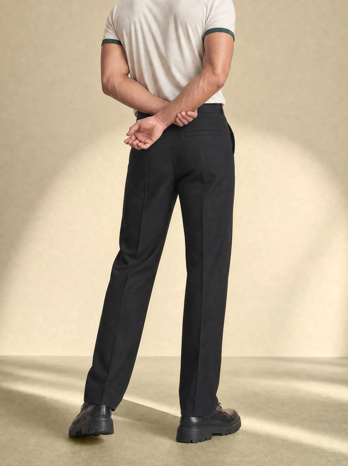 [men] Men's MotionDrift Pleated Pants