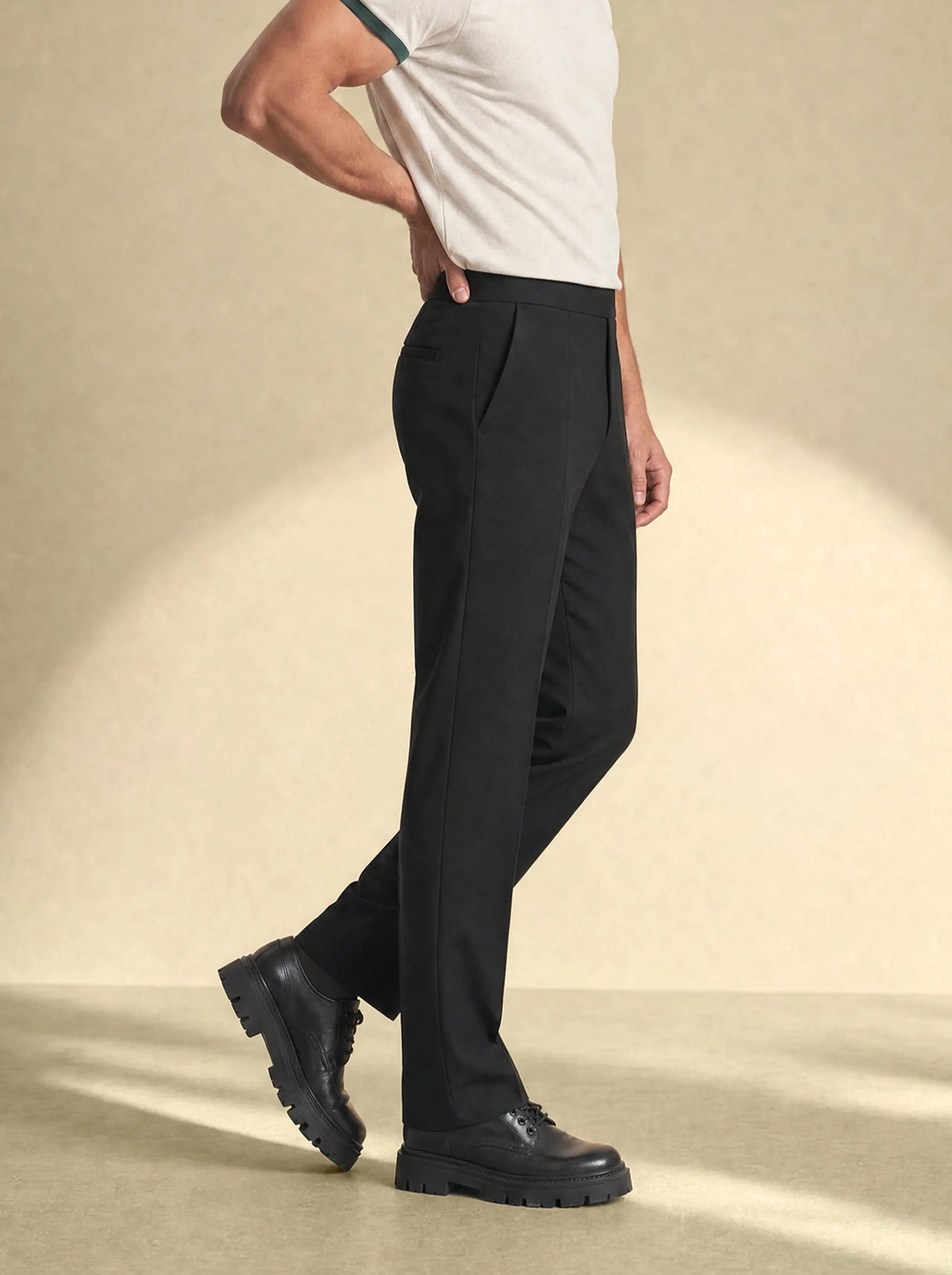 [men] Men's MotionDrift Pleated Pants