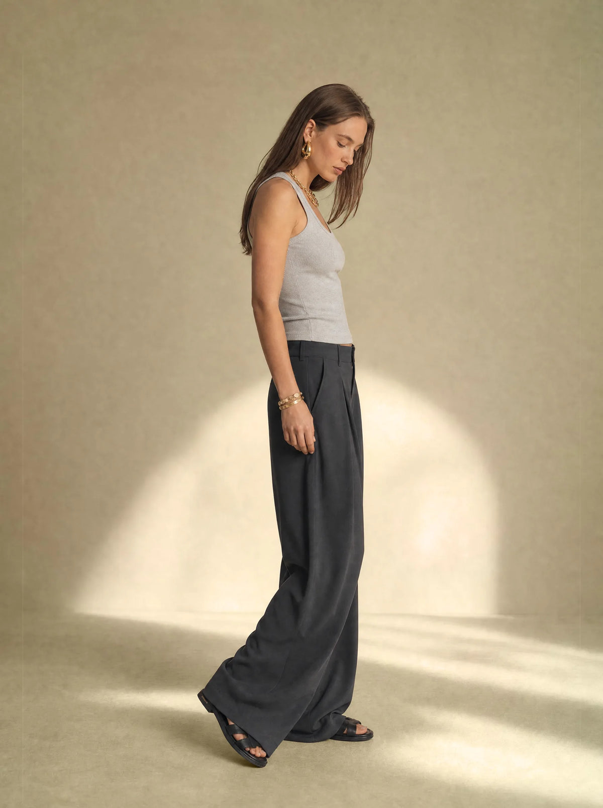 [women] Women's MotionDrift Pleated Pants