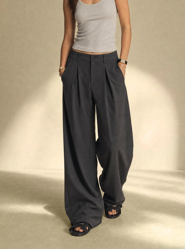 [women] Women's MotionDrift Pleated Pants