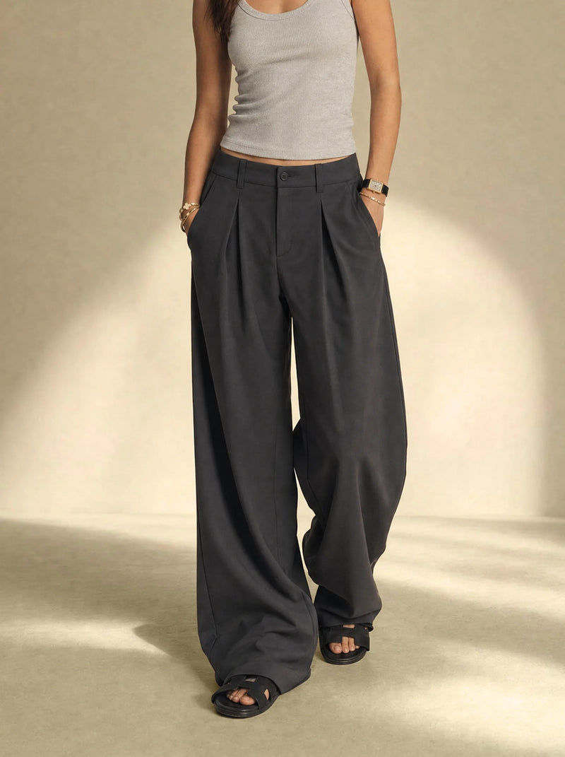 Women's MotionDrift Pleated Pants