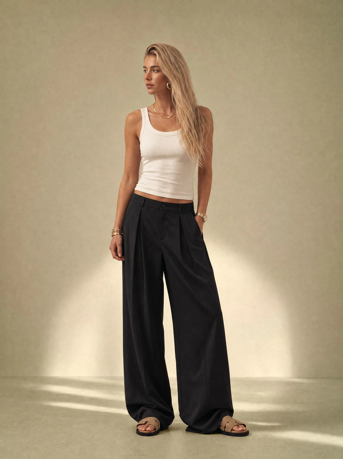 [women] Women's MotionDrift Pleated Pants