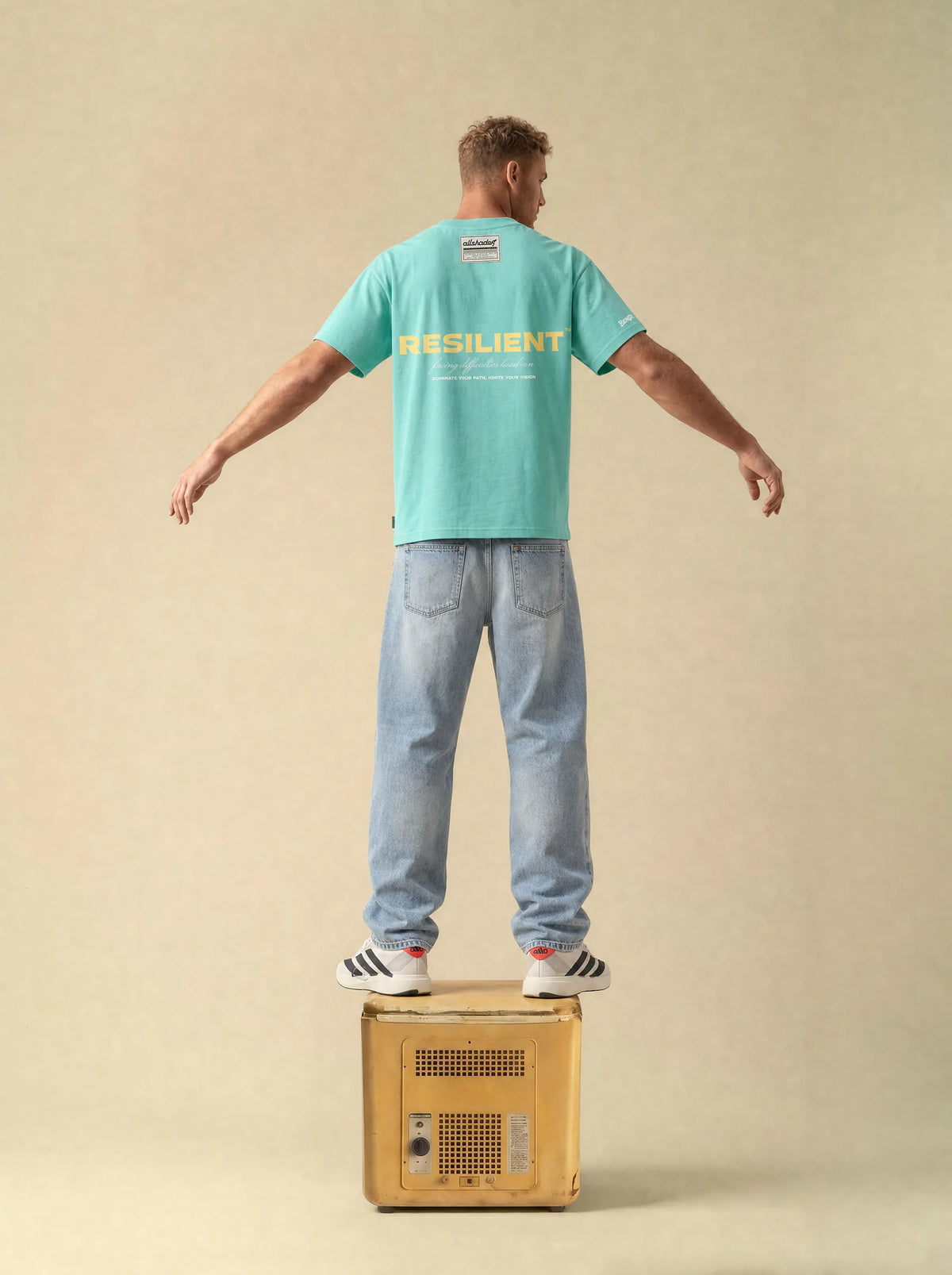 [men] RESILIENT Tee